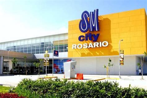 10 Places to Stay Near SM City Rosario .